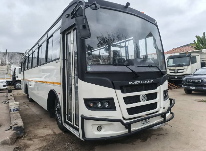 Falcon Bus 47 places